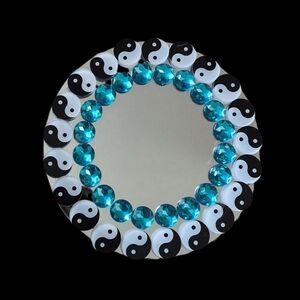 YIN YANG ROUND MIRROR